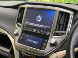 【メーカー純正ナビ】インテリアに溶け込むスタイリッシュな「専用設計」メーカーナビを装備♪視認性や操作性など基本性能にも優れ、より上質なカーライフをお楽しみいただけます。