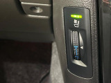 【シートベンチレーション】夏場は涼しい風でお尻や背中の熱やムレを防ぎ、冬はエアコンよりも早く温まってポカポカに!季節を問わず快適に過ごせます。