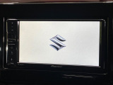 【ディスプレイオーディオ】お持ちのスマホやMP3プレイヤーとの無線接続で音楽再生が可能!コードで繋ぐわずらわしさも無く、手軽にお気に入りの音楽を楽しめます。