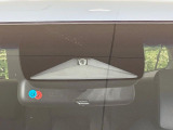 【ホンダセンシング】走行中に前方の車両等を認識し、衝突しそうな時は警報とブレーキで衝突回避と被害軽減をアシスト。より安全にドライブをお楽しみいただけます。