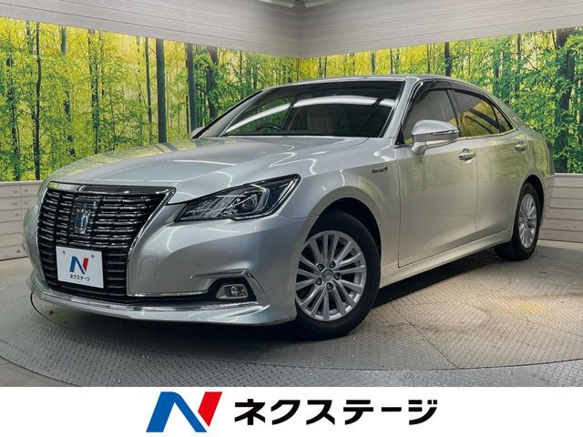 クラウン ハイブリッド 2.5 ロイヤルサルーン 