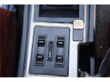 このお車は過去に修復歴が有ります。修復場所は( 前 )です。しかし写真の通り、きちんと直しています♪ので走行には問題は有りません。修復は(小)ですので御安心下さい♪