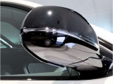 【BMWミラー】視認性の高いスタイリッシュなミラー。自動防眩機能も付いており夜間のドライビングをサポートします。