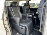 みなさまのお車選びのお手伝いをさせてください!スタッフ一同心よりご来店、お問い合わせをお待ちしております!