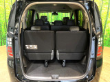 普段のお買い物や通勤、送迎等に十分な荷室スペースを確保しております。セカンドシートを倒すと、大きな荷物の積載も可能です♪