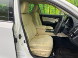 運転席シート廻りは使用感も少なく、良好な状態となっています。丁寧に使われていたことがよくわかりますね。