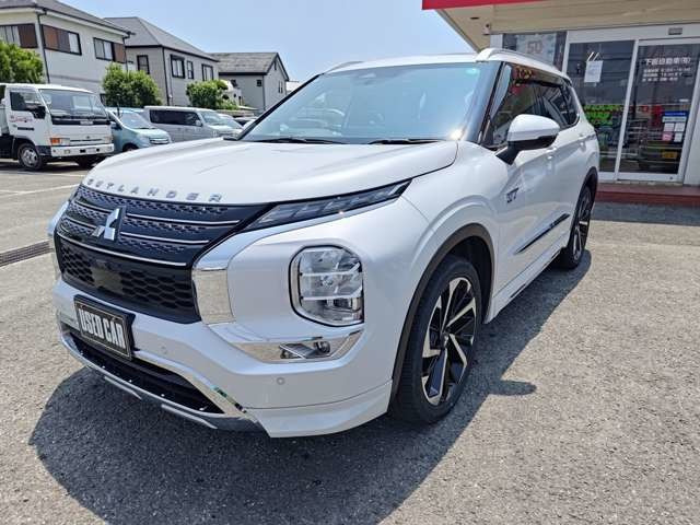 アウトランダー PHEV 2.4 P 4WD 