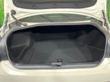 普段のお買い物や通勤、送迎等に十分な荷室スペースを確保しております。セカンドシートを倒すと、大きな荷物の積載も可能です♪普段のお買い物や通勤、送迎等に十分な荷室スペースを確保しております。