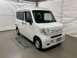広々とした車内空間に優れた燃費性能。更にデザインも上質で人気のお車です!