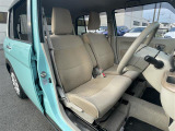 【4人乗り】ゆったりとした座り心地と、車内を広々と使える快適性に長けているので、快適な時間をお過ごしいただけます!