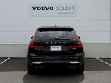 ◆バック/万が一を考え、安全性を重視する方に選ばれているVOLVO車。ドアを開閉するとその重み・厚みに驚くはず