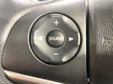 【ステアリングスイッチ】運転中、前方から目線をそらすことなく、オーディオ等の操作が可能な便利機能!安心&快適なドライブを演出してくれます♪