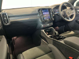 XC40 ウルトラ B4 AWD ダークエディション 4WD 