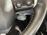 【 クルーズコントロール 】高速道路で便利なクルーズコントロールも装着済み。アクセルを離しても一定速度で走行ができる装備です。加速減速もスイッチ操作でOKです。