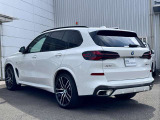BMW Premium Selection保証では、ご購入後2年間に渡り走行距離無制限で、エンジン・ブレーキ・ミッション等のメイン部分に関しまして、万が一修理・整備が必要になりました際に部品・工賃無料にて対応いたします。