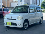 数ある中より当店のお車をご覧頂き誠にありがとうございます。この度業販サイトオートサーバーより加盟7.5万社中の五つ星出品店200社に選出されました。全車お買い得価格にてご紹介致します。