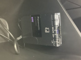 グローブBOX内のカードの取り出しもしやすい場所にETC(社外品)がついています。高速道路の料金所の通過もラクラクです!。