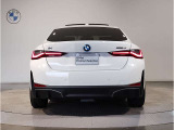 【認定中古車保証】BMW認定中古車は保証も充実しております。2年間もしくは、1年間の保証に加え、最大4年間までの保証延長も可能でございます(対象車種限定)!充実の保証で、安心してお車をご利用いただけます!