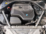 【BMWエンジン】革新的なガソリン・エンジン・テクノロジーによる高性能かつ高効率。レスポンスの良いパワーを発揮。常にスムーズな吸気を実現しアクセル開度にダイレクトに反応しドライビングを楽しく演出。