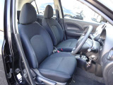 【運転席】最適なドライビングポジションで操作性を向上!長時間運転の疲れを軽減します。