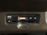 【ETC車載器】もはや必須アイテムのETCを搭載!高速道路のご利用時にとても便利!わずらわしい料金所での現金支払いが不要となりスムーズに通過できます♪