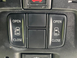 【両側パワースライドドア】スマートキーや運転席のスイッチで後席両側スライドドアの開閉が可能♪電動だから力を入れてドアを開ける必要が無く、小さなお子様でも簡単に開け閉めでき快適です♪