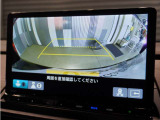 【バックカメラ】後退時も安心。リバース連動で画面が切り替わるのでとっても便利。