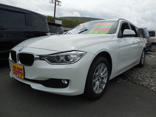 3シリーズツーリング 320d スポーツ アイドリングストップ衝突軽減ブレーキ車線
