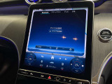 【アンビエントライト】メルセデス・ベンツの車内空間を彩ります。豊富なカラー展開で自分好みの空間に♪