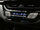 オートエアコンは標準装備♪オールシーズン快適です。