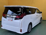 お支払い方法や自動車保険、メンテナンス等、お車に関するご相談は、お気軽に店舗スタッフへお問い合わせください。