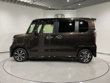 車両状態証明書付き車両です。車両状態を検査員が評価をし、結果を点数で表示しております。1台1台プロの目で事細かにチェックしている車両ですので、ご安心してお買い求めしていだけます。
