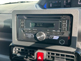 AUX CD ラジオが使えます!シンプルなので操作も簡単!