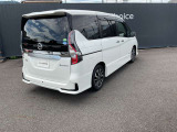 セレナ 1.2 e-POWER ハイウェイスター V 