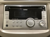 純正CDコンポにはCD再生のほかに、AUX入力端子がついてますので外部入力から音楽などを楽しめます。