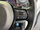 【アダプティブクルーズコントロール】高速道路での長距離走行が楽に!!自動で速度を保つクルーズコントロールが、衝突軽減システムと連携し、前方の車両を感知して車間を保つように速度調節してくれます!!