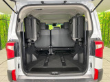 普段のお買い物や通勤、送迎等に十分な荷室スペースを確保しております。セカンドシートを倒すと、大きな荷物の積載も可能です♪