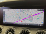 ●純正ナビ:一体感のあるナビは、高級感ある車内を演出してくれます。Bluetooth再生などオーディオ機能も充実しておりますので、運転もより楽しめます♪