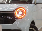 LEDヘッドライトです。デザイン性がよくとても明るいので、夜間の走行や悪天候でも安心です。しかも長寿命!