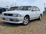 ローレル 2.0 メダリスト アルミホイール AT 禁煙車