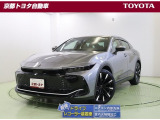 大胆なイメージチェンジを図り、セダンとSUVを融合させた斬新なスタイルの【クラウンクロスオーバー】HV・4WD・ターボ搭載。洗練されたスタイルはどんな場所にも馴染みます。