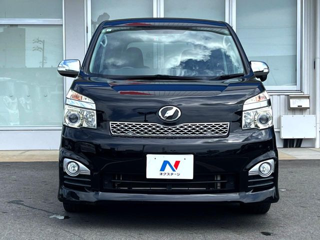 自動車洋さま価格 ボウル2 トヨタ ヴォクシー 2.0 S-Z 4WD の中古車詳細 (51,000km