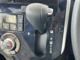 店舗にて現車の確認もいただけますので、お電話で在庫のご確認の上是非ご来店くださいませ!!!