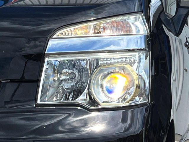 トヨタ ヴォクシー 2.0 ZS 煌Z の中古車詳細 (87,670km