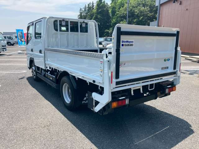 三菱ふそう キャンター 1.8t積・Wキャブ・4WD・AT車 の中古車詳細