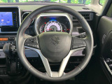【ステアリングスイッチ】運転中、前方から目線をそらすことなく、オーディオ等の操作が可能な便利機能!安心&快適なドライブを演出してくれます♪