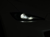 【LEDヘッドライト・ランプ】ワレもなく綺麗な状態なので、悪天候や夜間の走行も視界良好で安心してお乗りいただけます。ヘッドライト・ホイール・フロントガラスなど色々な部分コーティングをご用意しております!