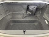 【トランク】積み込みやすくて、たっぷり積める荷室です。シートアレンジできるものは、乗車人数と荷物の量や大きさによってシートを動かすことができるので、より快適なドライブが可能です!