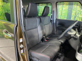 【運転席シートヒーター】寒い日に重宝するシートヒーター!エアコンより早く温まってくれるので寒がりの人も安心ですね♪エアコンの温風は乾燥するから苦手、という方にもをおすすめです。