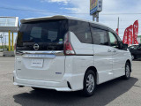 セレナ 2.0 ハイウェイスター VセレクションII 4WD 